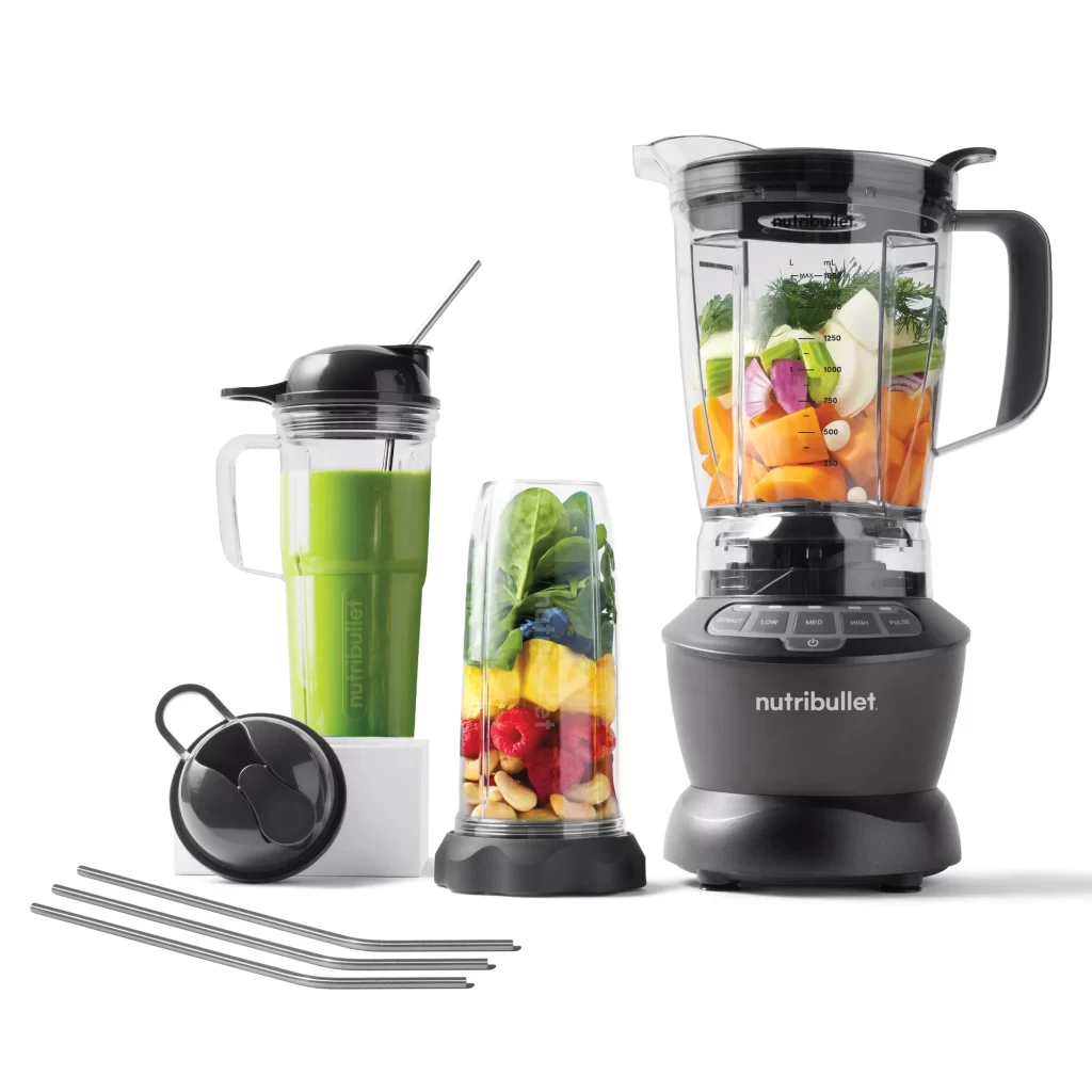 Preparación de batido con nutribullet® Blender Combo en negro