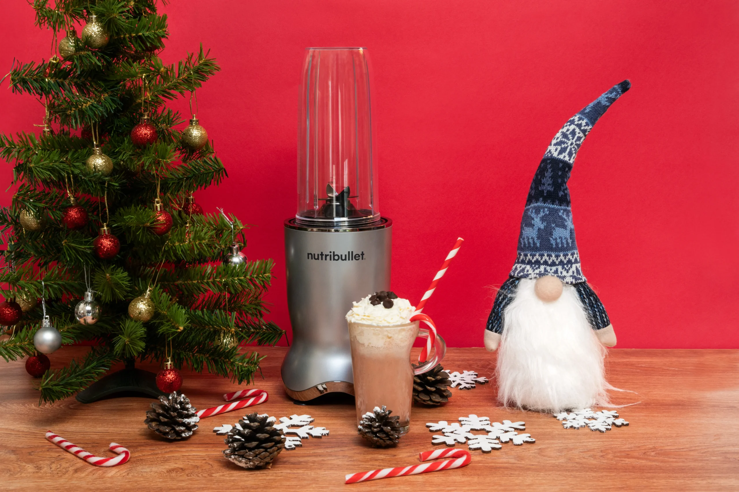 NB_Dic_Ultra_ Batido-navideño-estilo-chick-fil-a