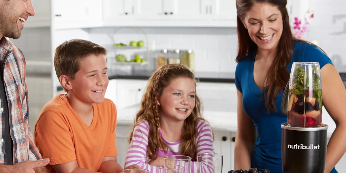 NB_Rx_Lifestyle_FamilyKitchenSmoothie_newButton