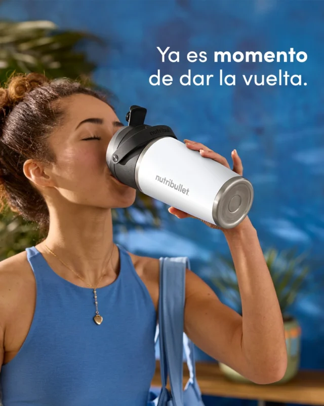 Dale la vuelta a tu rutina con nutribullet Flip 🔁 La licuadora portátil más poderosa: mezcla, lleva y disfruta donde quieras.⁣
⁣
☕️ Ideal para el gym, la oficina o el parque.⁣