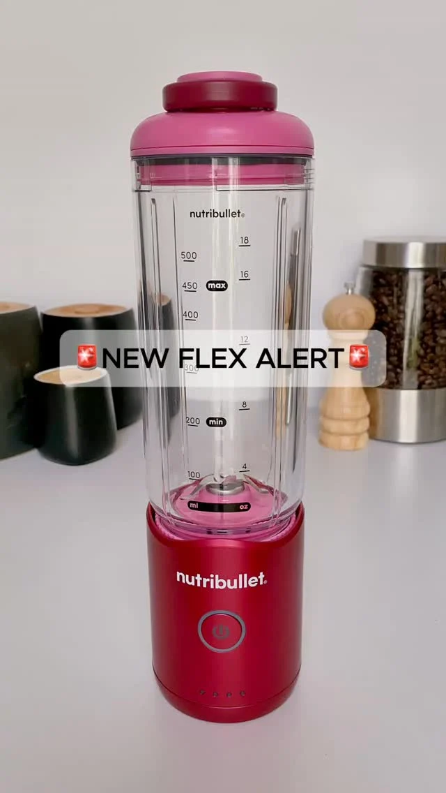 🚨 NEW FLEX DROP 🚨⁣
⁣
La nueva nutribullet Flex ⚡️ ya llegó y es maravillosa.⁣
⁣
🤍 Compacta, poderosa y hermosa.⁣
✨ Tiene indicador led de 3 niveles.⁣
❤️ Mezcla frutas, hielo o proteína — sin cables.⁣
🌲 Llévala contigo al gym, a la chamba o al parque.⁣
🩶 Y sí, se ve increíble en cualquier lugar.⁣
⁣
What’s not to Flex about? 💫⁣