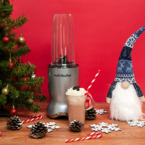 NB_Dic_Ultra_ Batido-navideño-estilo-chick-fil-a