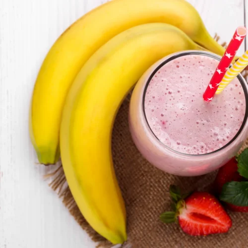 Smoothie Fresa-Banana Blast | Realizado con licuadoras de nutribullet®