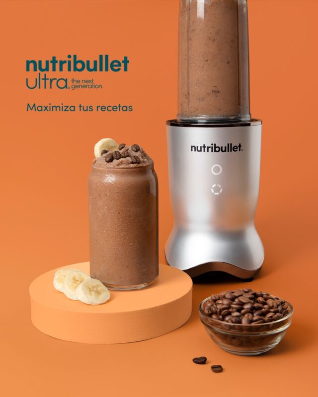 Un personal blender elegante y discreto, que te permitirá usarla intuitivamente en su ciclo automatizado de batidos o controlarla manualmente💠