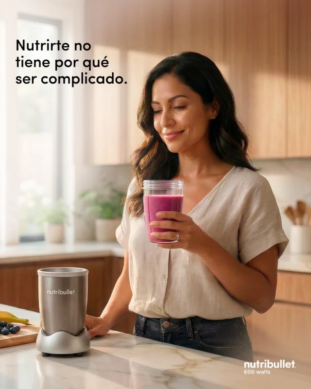 Tu primer paso hacia una vida más saludable empieza con nutribullet 600W. ✨⁣
⁣
Diseñada para acompañarte todos los días, te ayuda a preparar smoothies, licuados y mucho más de forma rápida y sencilla.⁣
Acércate a tu nuevo yo con nutribullet, con máxima nutrición, mínimo esfuerzo⁣
https://nutribulletmexico.com/producto/nutribullet-600w/